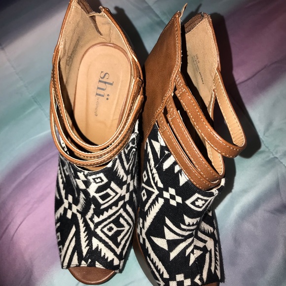 SHI brand wedges. - Picture 3 of 4